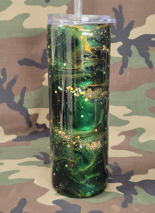20oz. Classy Camo
