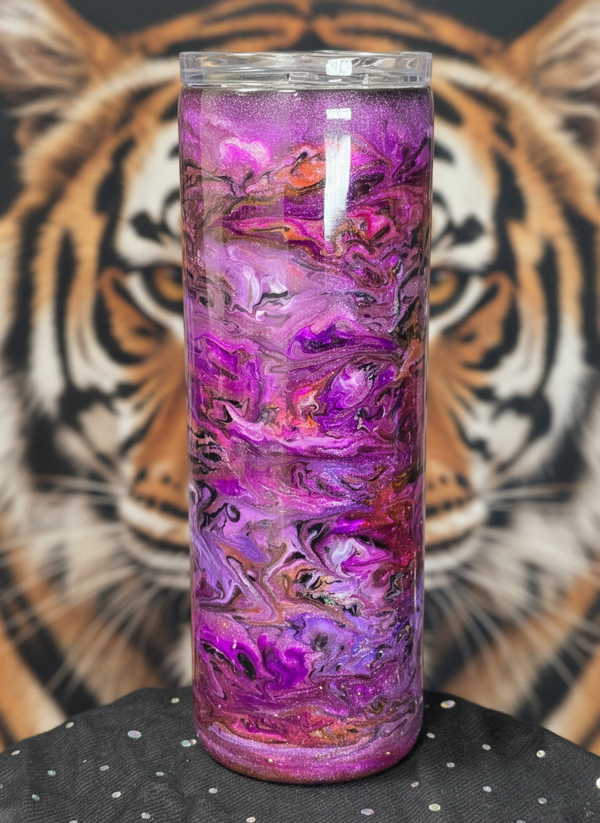 20 oz. Tiger Glitter Skinny Tall